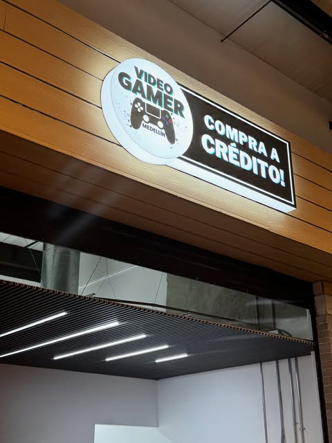 Trabajo de Avisos Medellín